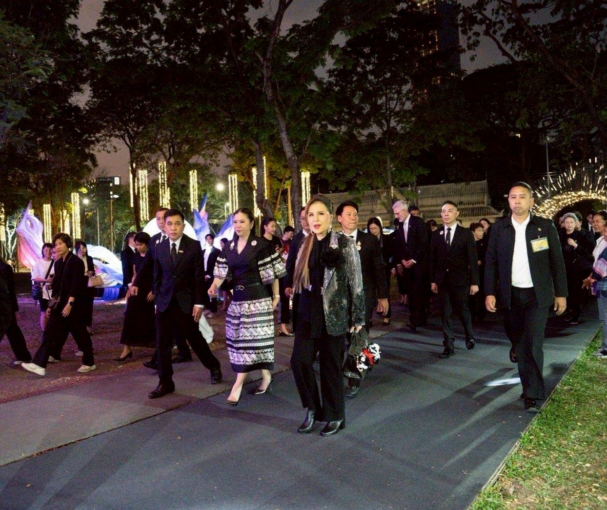 title - ผู้ตรวจราชการกรม ร่วมพิธีเปิดงาน The Night by Amazing Thailand สวนลุมพินี กรุงเทพฯ